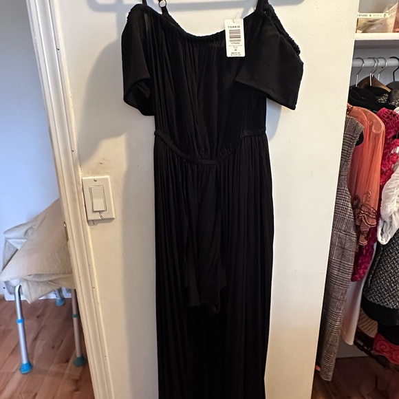 Black, Torrid, jump-short dress - Picture 3 of 5